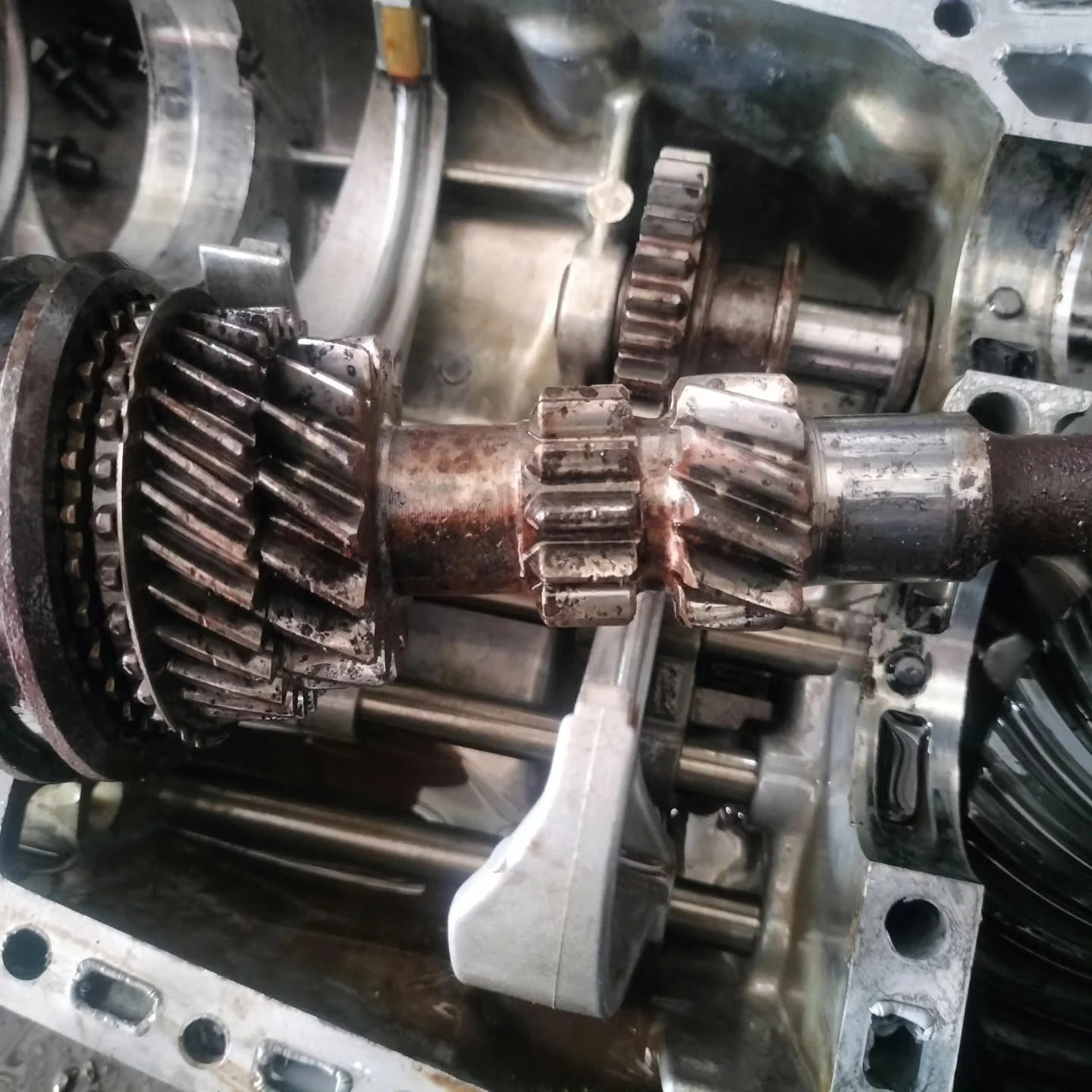 Transmission gears exposed during an engine and drivetrain rebuild in Cairns